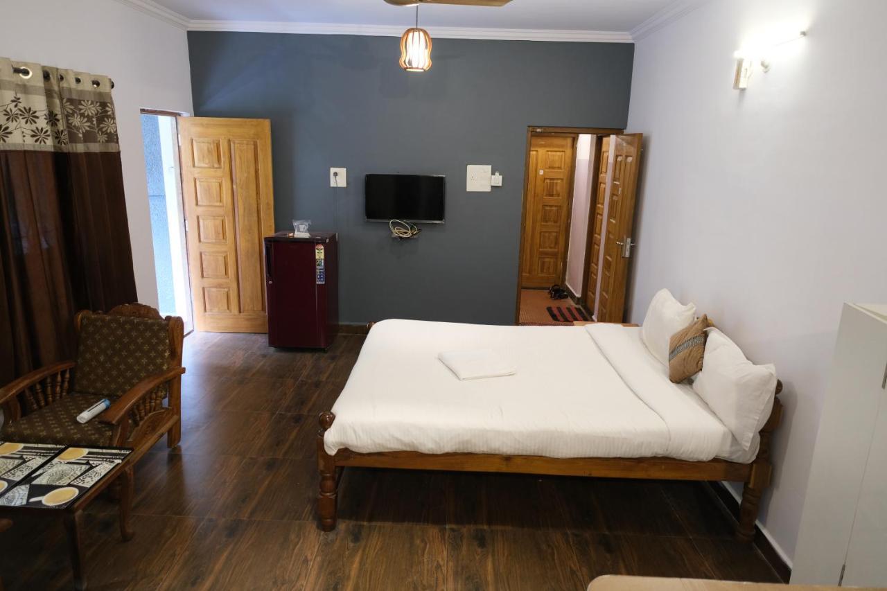 Stays - By Glitter Sand Candolim Bagian luar foto