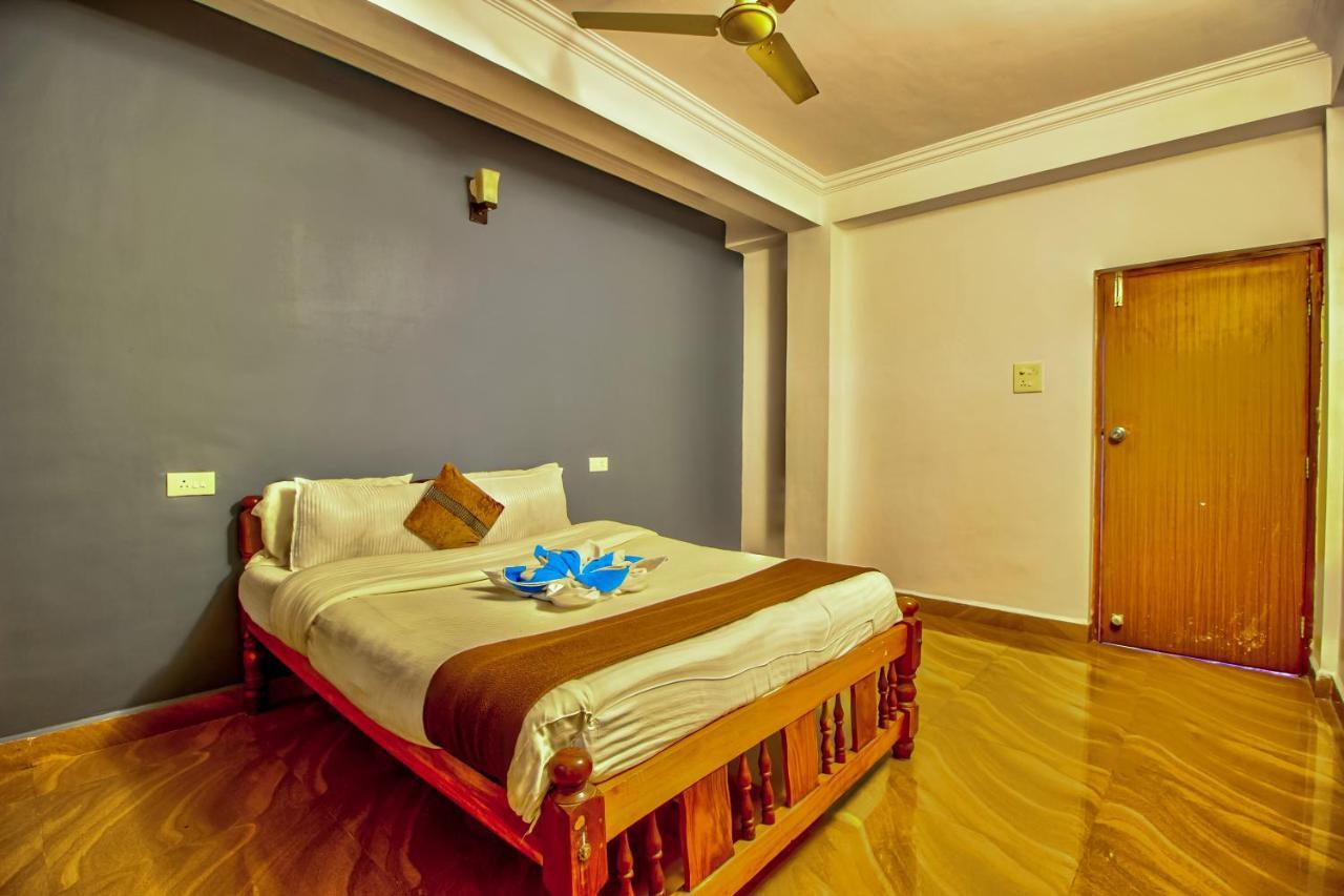 Stays - By Glitter Sand Candolim Bagian luar foto