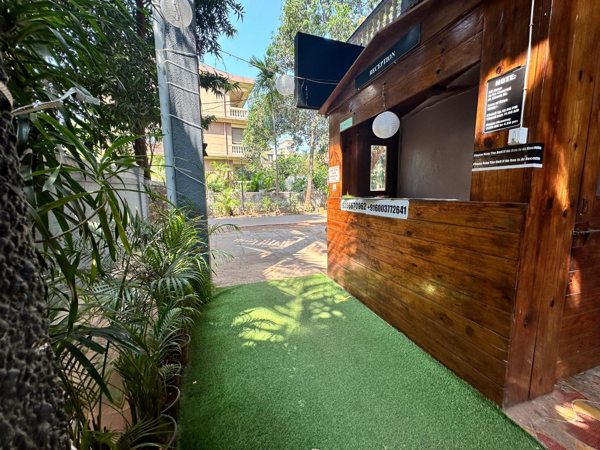 Stays - By Glitter Sand Candolim Bagian luar foto