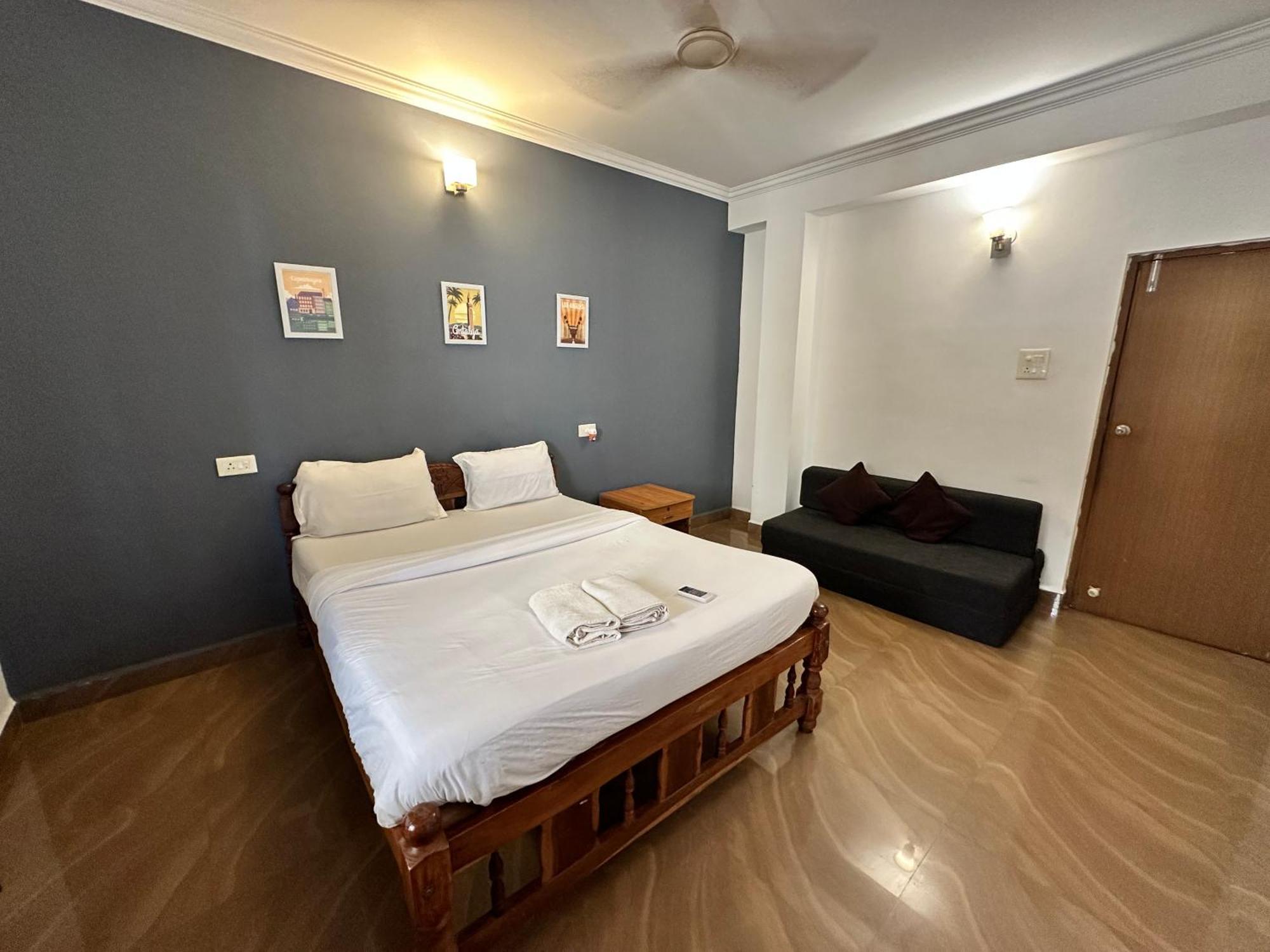Stays - By Glitter Sand Candolim Bagian luar foto
